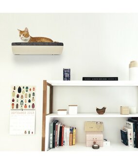 Cosy and Dozy - Chill Cat Shelf - Walnut + Fluffy Grey