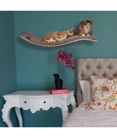 Cosy and Dozy - Chill DeLuxe Cat Shelf - Walnut + Soft Cappuccino