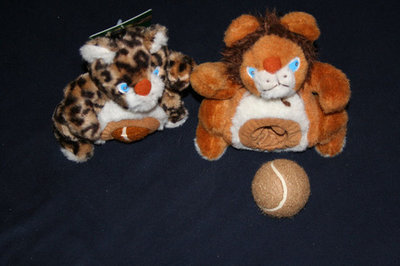 Knuffelbeest Safari met piep + losse tennisbal