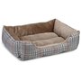 Beetees-mand-Stewart-Rood-48-x-37-x-15